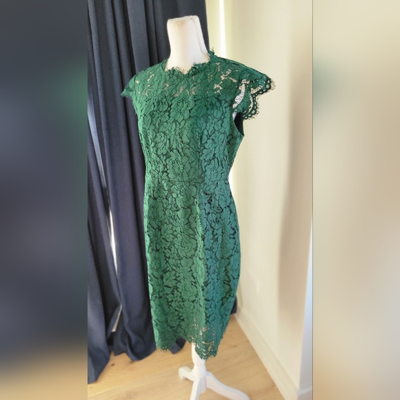 Crew Neck Floral Lace Midi Dress - Picture 3 of 16